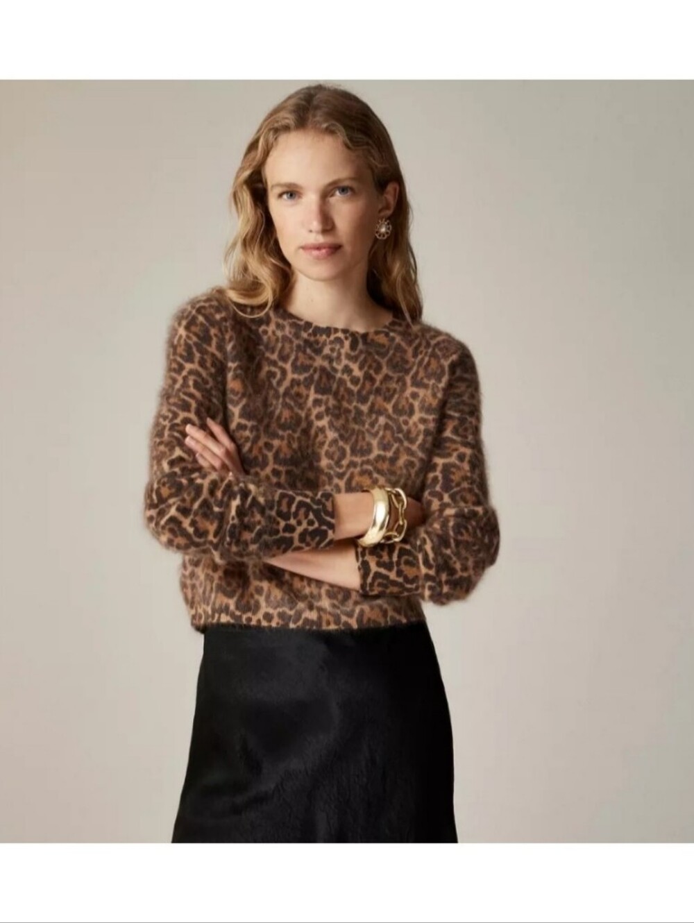 Brushed Cashmere Shrunken Crewneck Sweater in Leopard Print